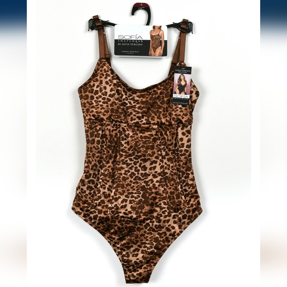 Sofia Vergara Shapewear Sculping Bodysuit; Leopard print; NEW size Large